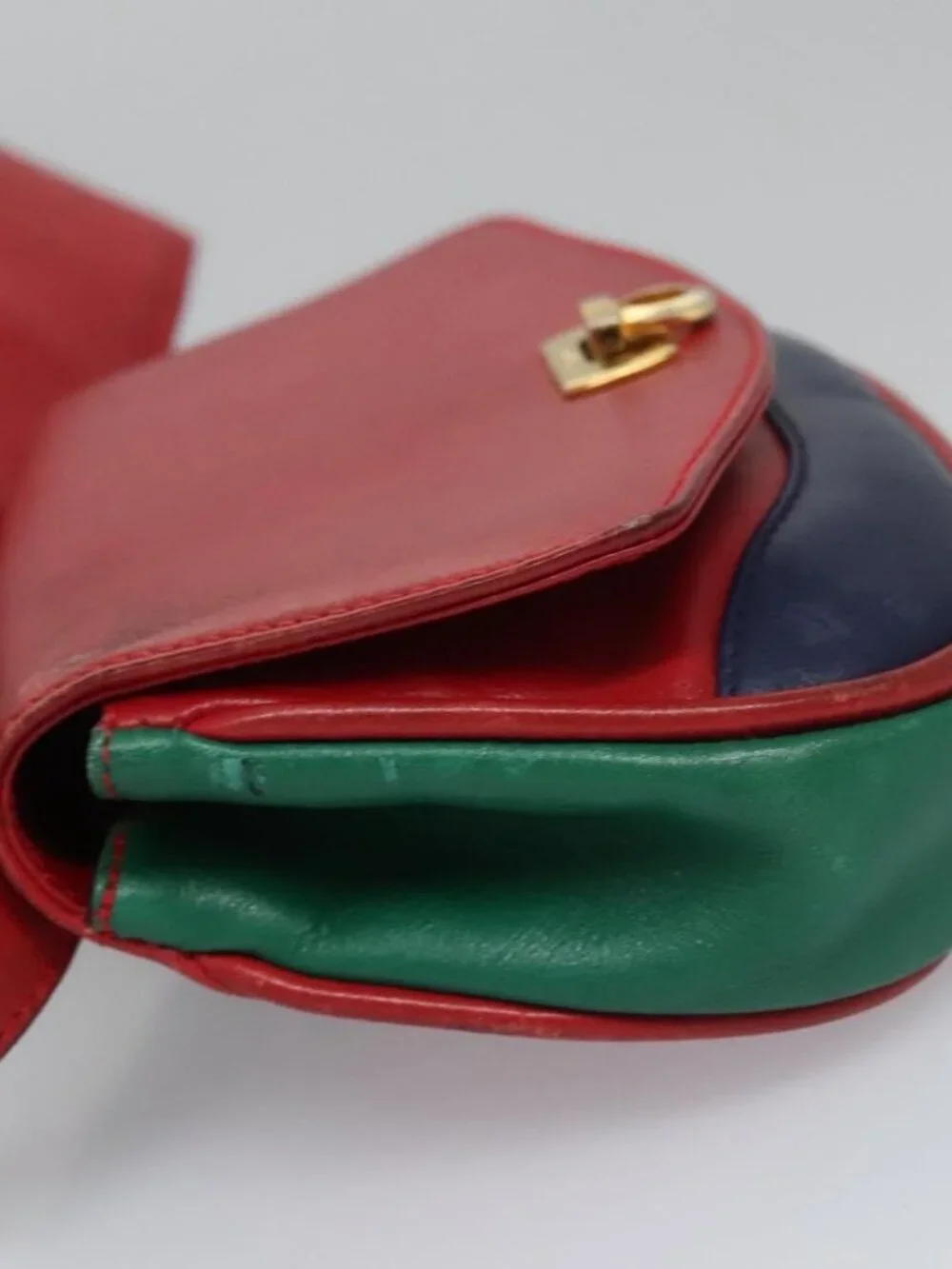 Salvatore Ferragamo Gancini Waist bag Leather Red Auth 115429
